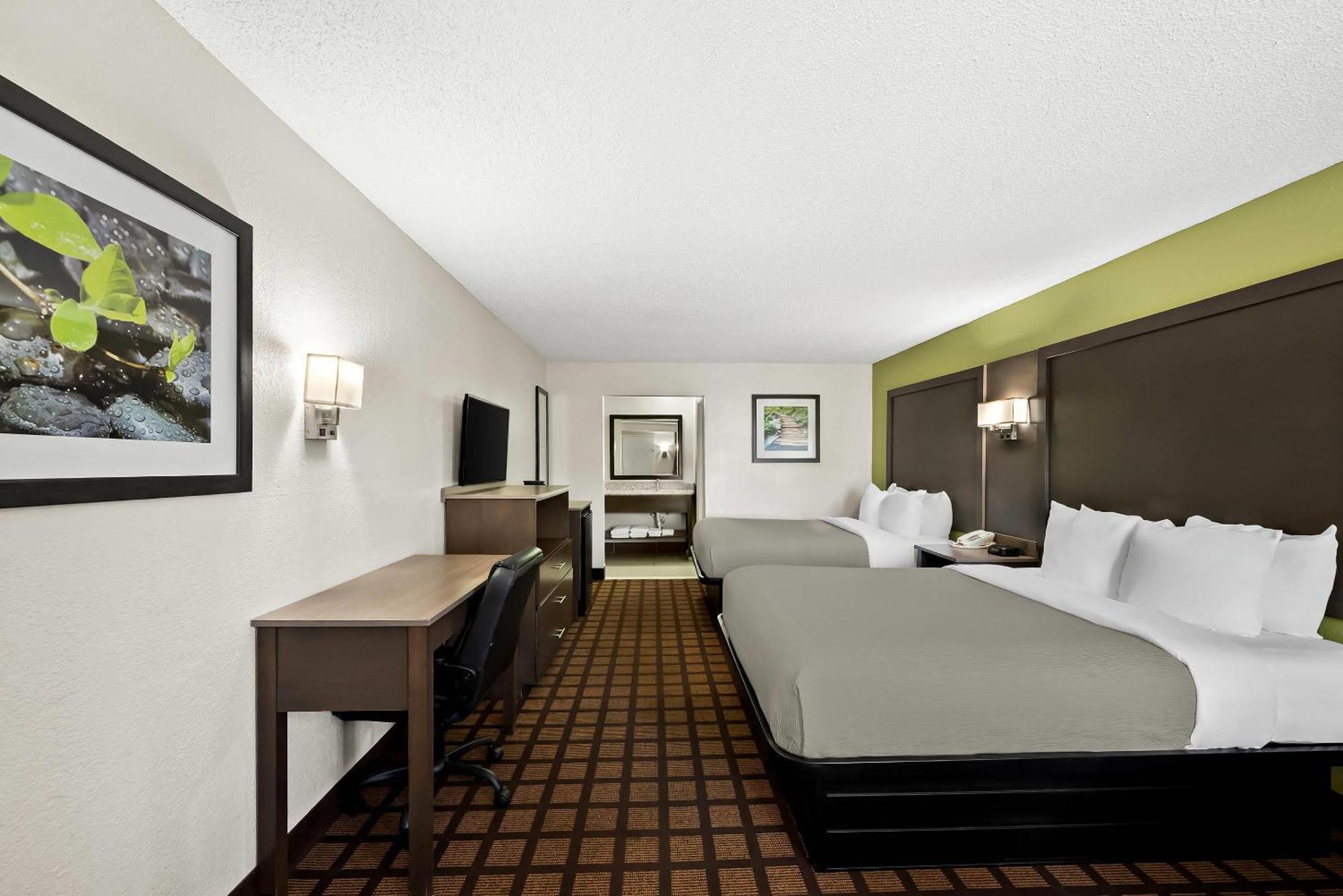 Quality Inn Raeford Exteriér fotografie