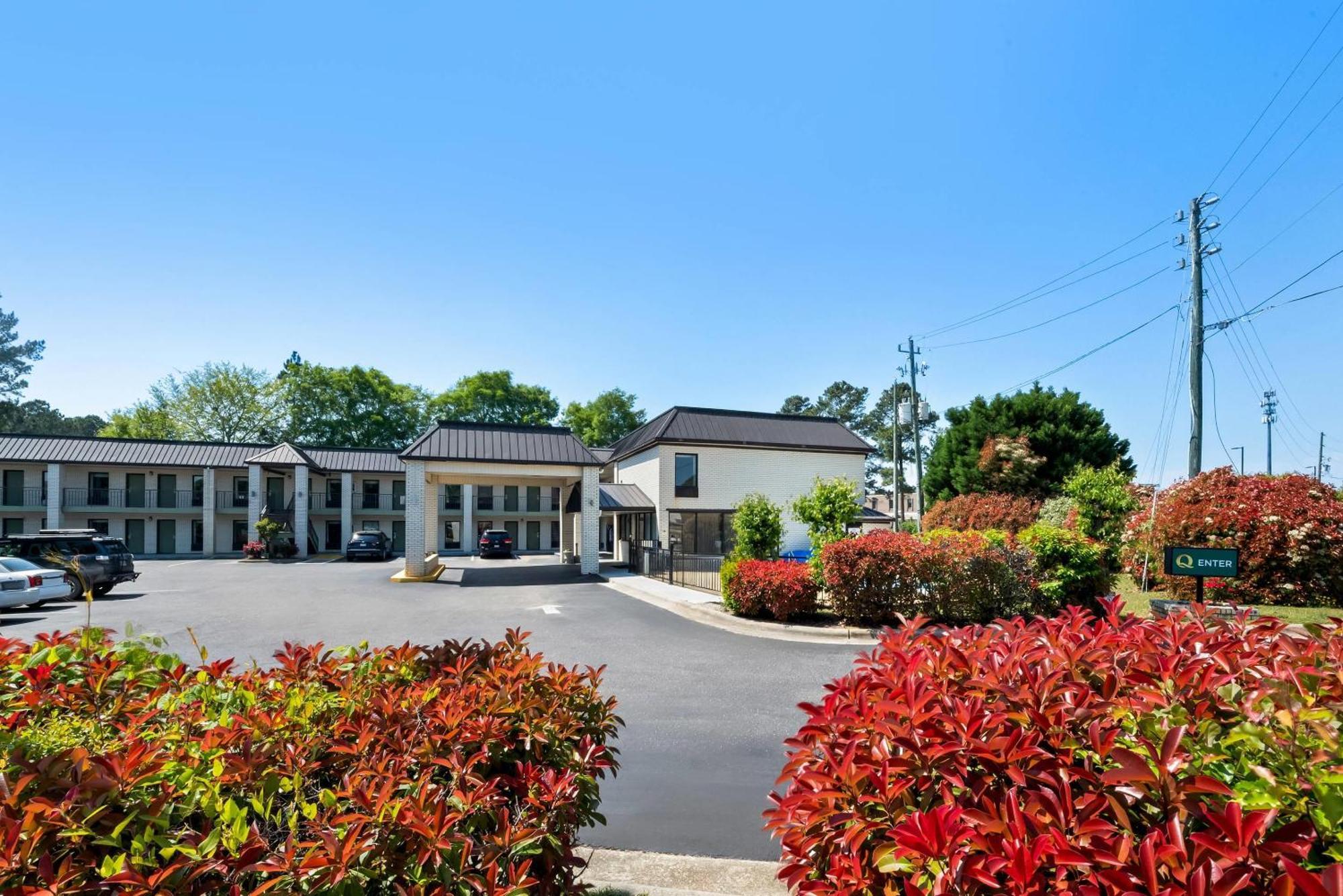 Quality Inn Raeford Exteriér fotografie